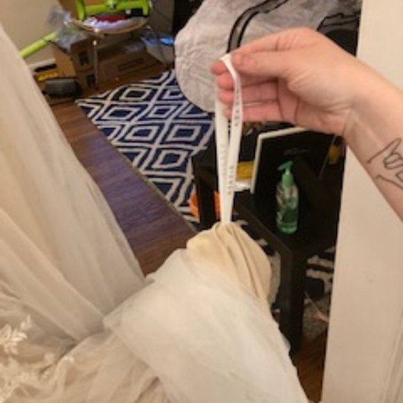 Azazie Eudora Wedding Dress Diamond White/Champagne Size WD18 - Picture 13 of 14